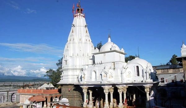 Bajreshwari Devi Temple timings