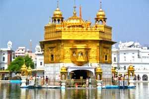 Golden Temple Amritsar | Timings & Things to do